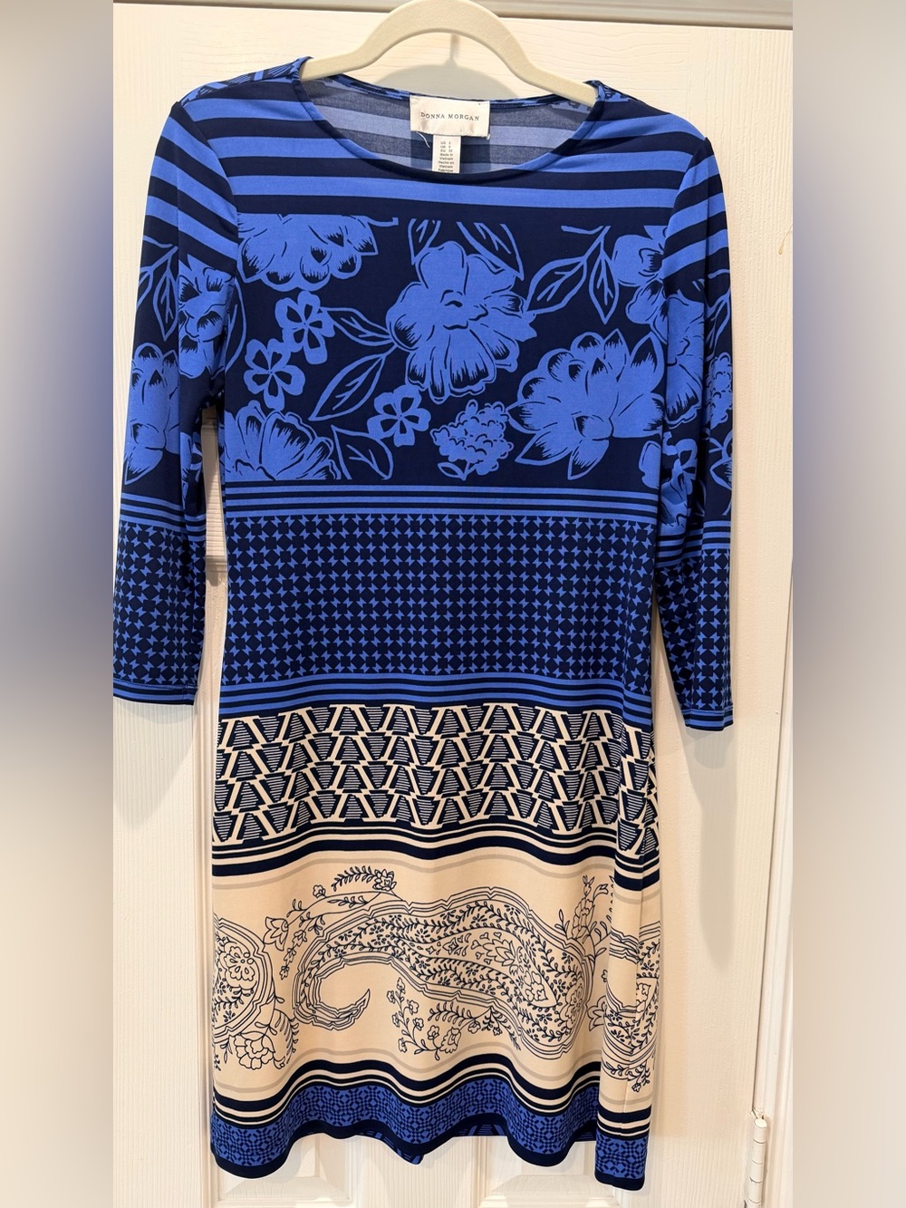 Donna Morgan Blue Floral & Cream Patterned Long Sleeve Dress